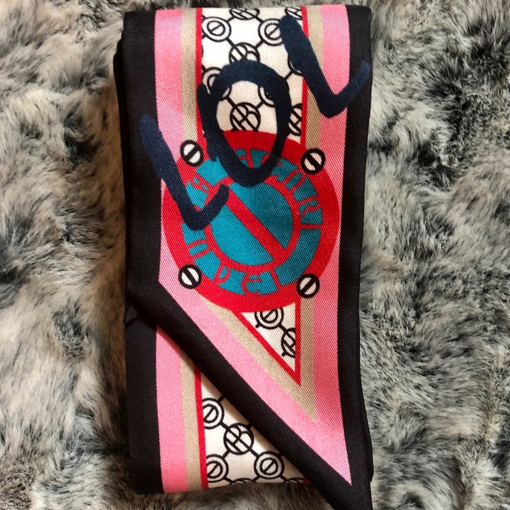 Henri bendel scarf/twilly/bandeau. Pink navy silk.